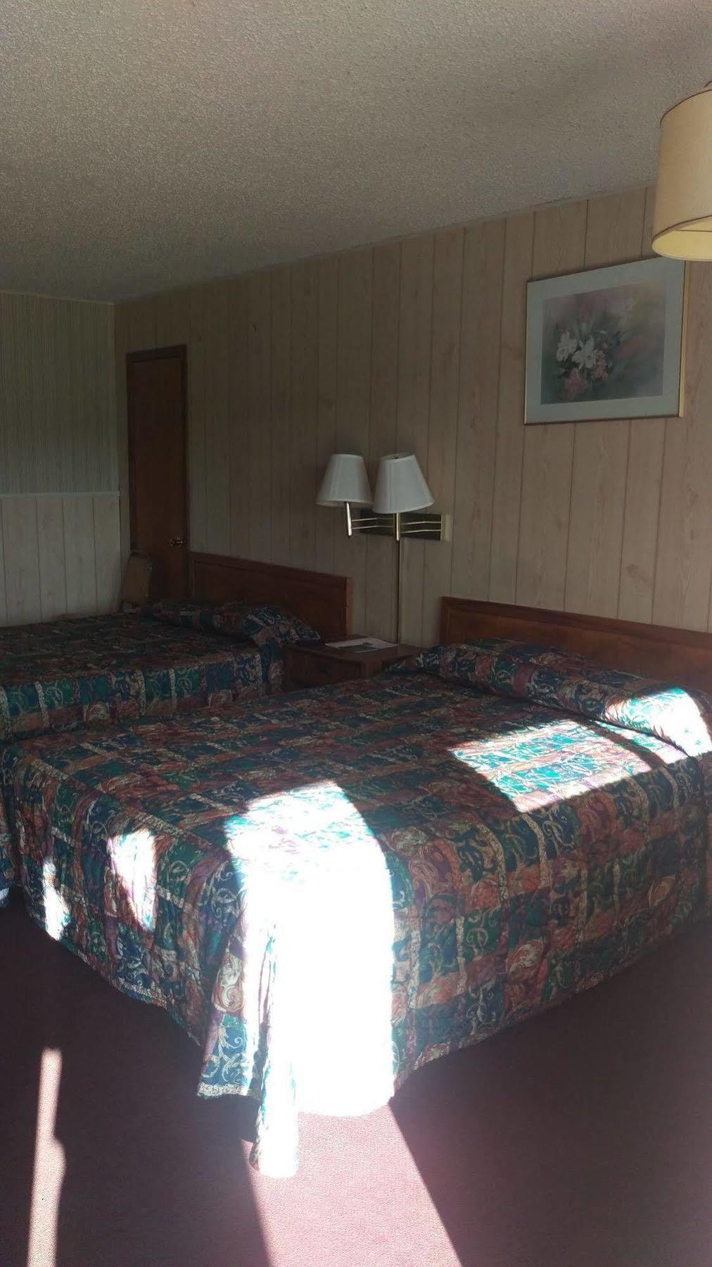 Gold Key Inn Brady Extérieur photo