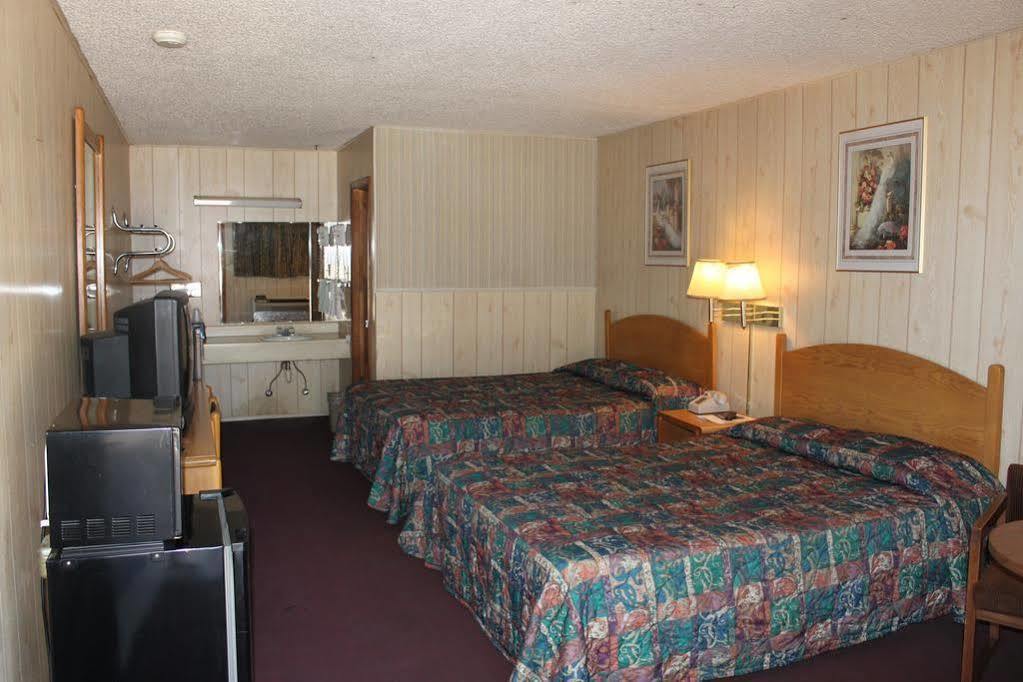 Gold Key Inn Brady Extérieur photo
