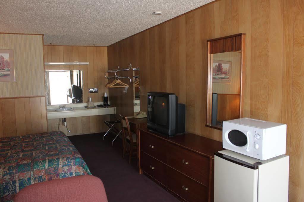 Gold Key Inn Brady Extérieur photo